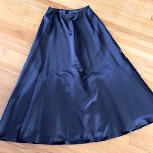 Black Polyester/Satin full eve. skirt. Crinoline bottom half for extra drama.14